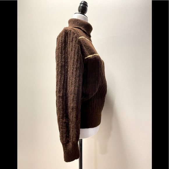 Hand Crafted Wool High Neck Fitted Sweater - M - Picture 6 of 15